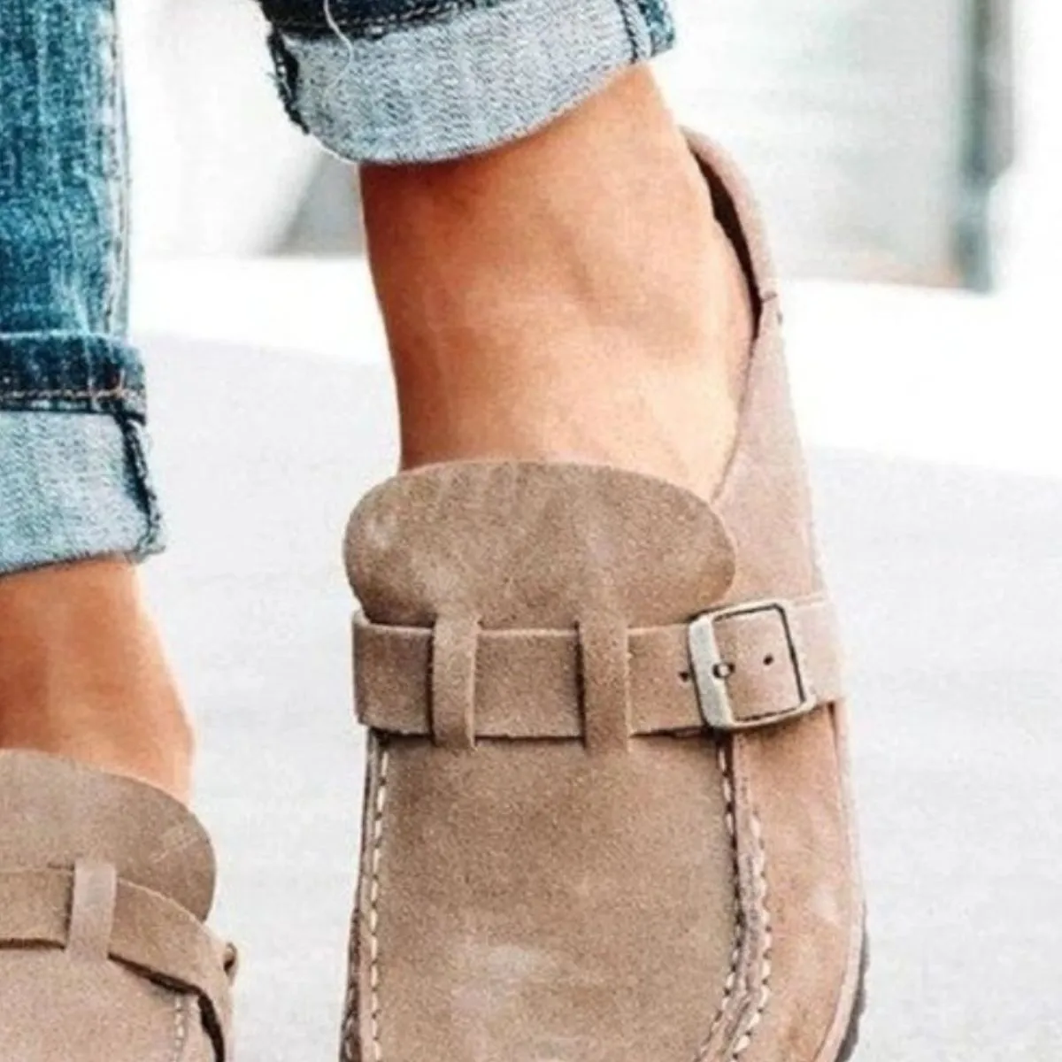 Round Toe Low Heel Buckle Clogs