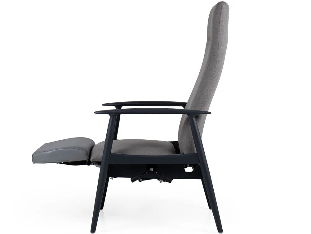 Sandal Recliner