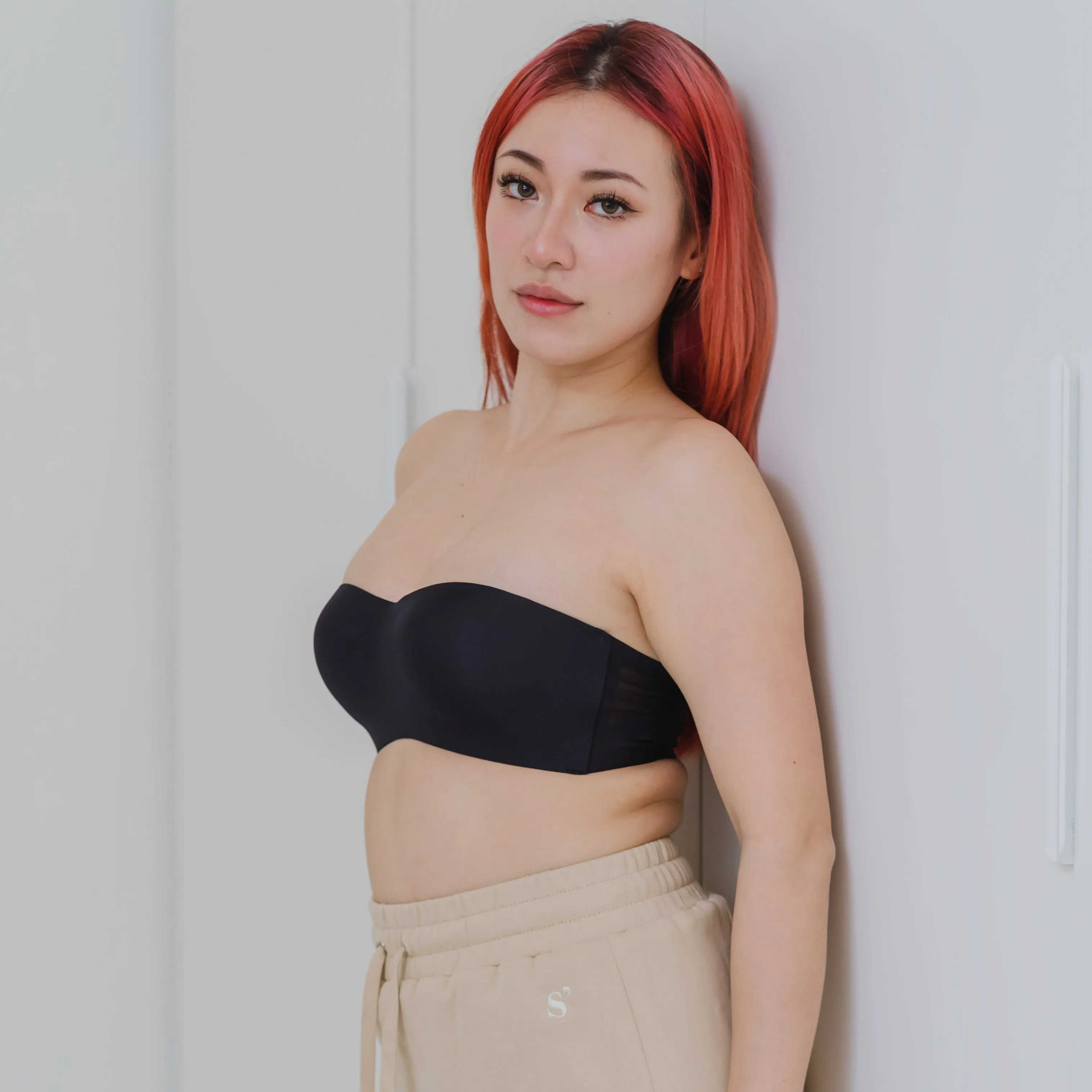Scoop Me Up! Anti-Slip Seamless Strapless Wireless Bra in Black (Size S & XL Only)