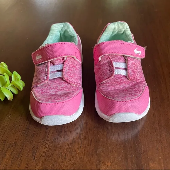 See Kai Run Pink &amp; White Basics Stryker Toddler Sneakers Shoes Size 7