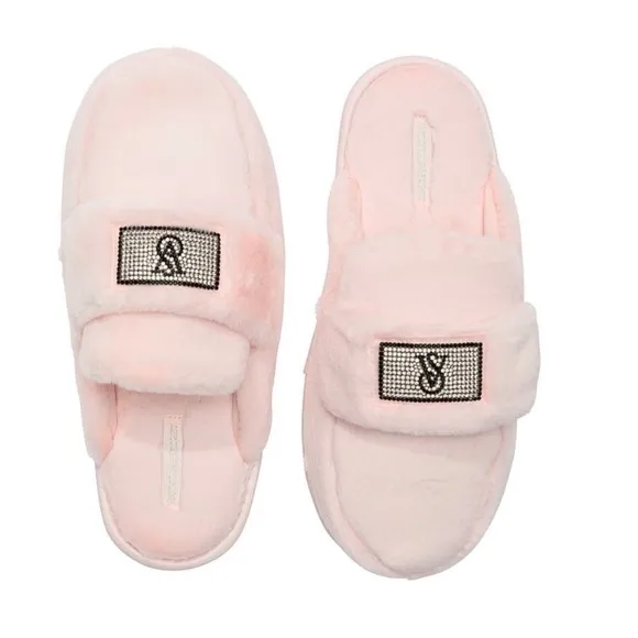Sexy 🩷✨Victoria’s Secret size small sexy shiny diamond studded slippers
