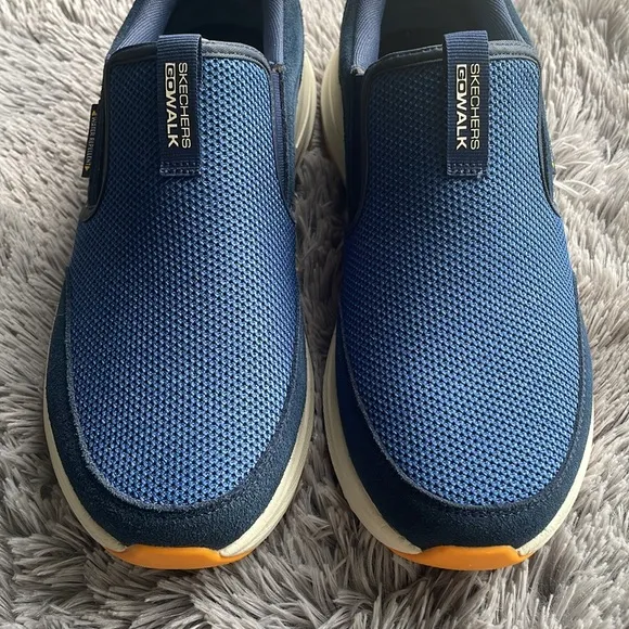 Skechers Go Walk Outdoor ‘Andes’ Slip-Ons