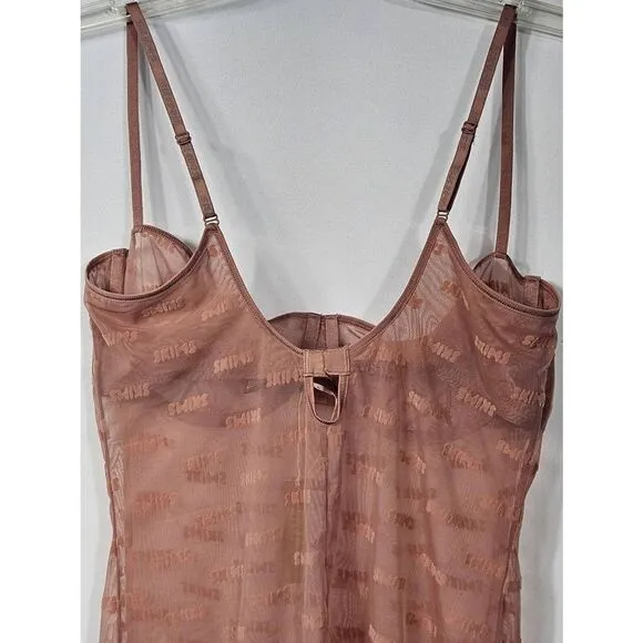 Skims full slip