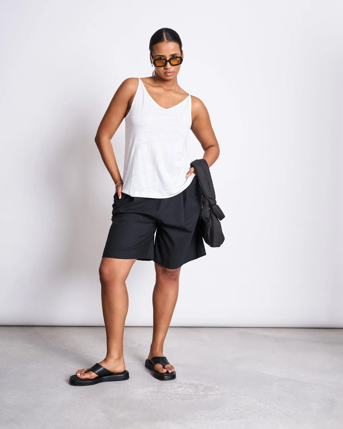 SLIP TOP TRIANGLE LINEN WHITE GOTS