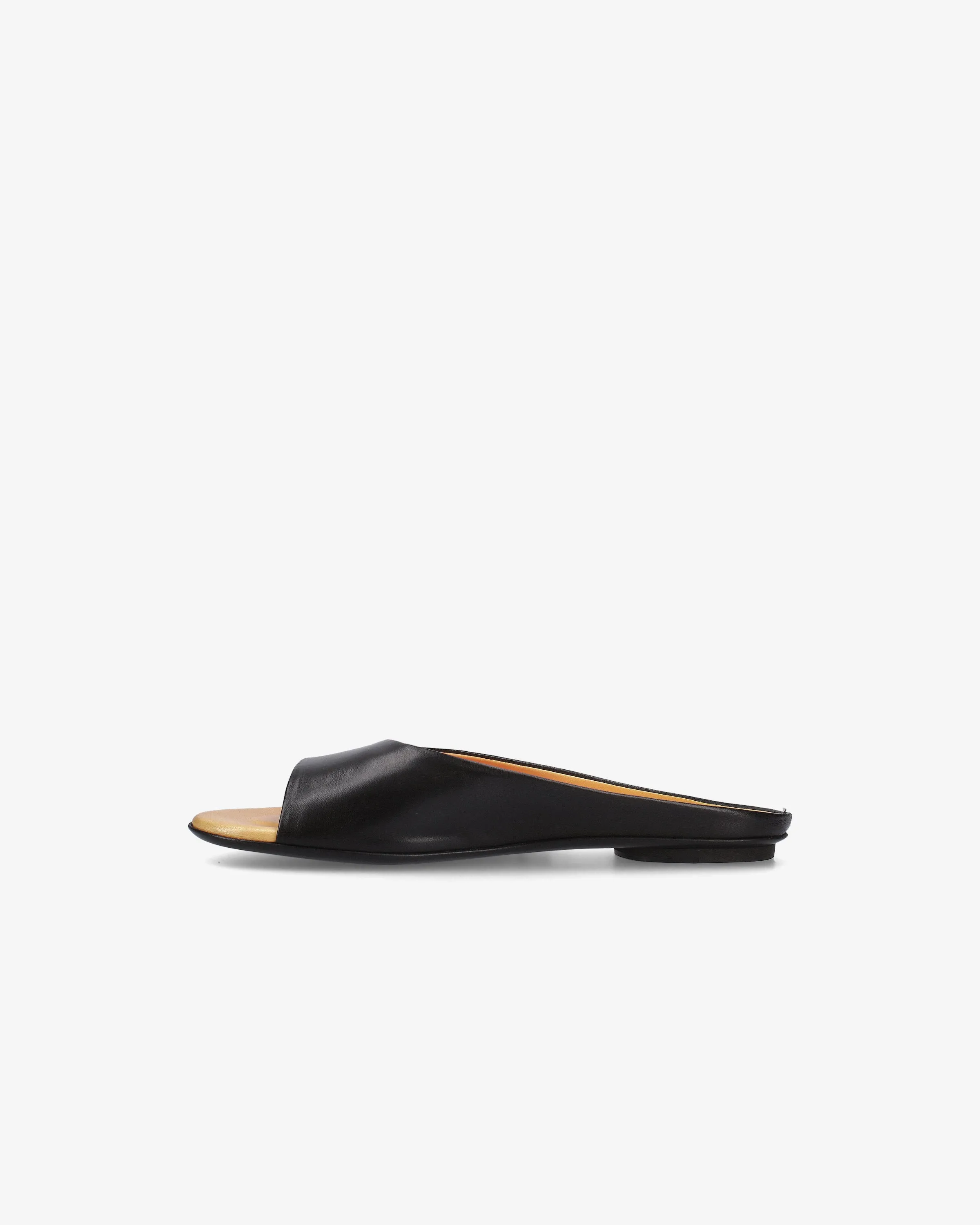 Slipper with Contrasting Footbed and Lining