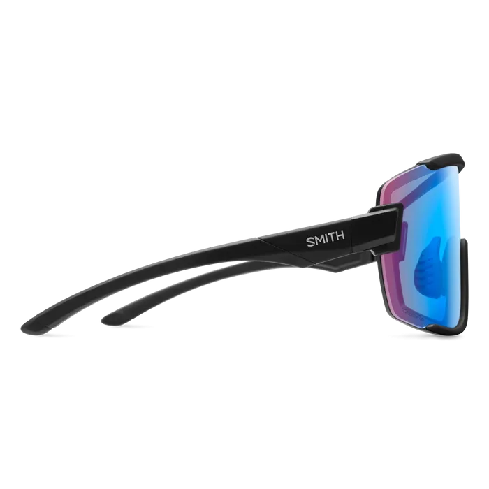 Smith Wildcat Sunglasses Matte Black || ChromaPop Low Light Rose Blue Mirror