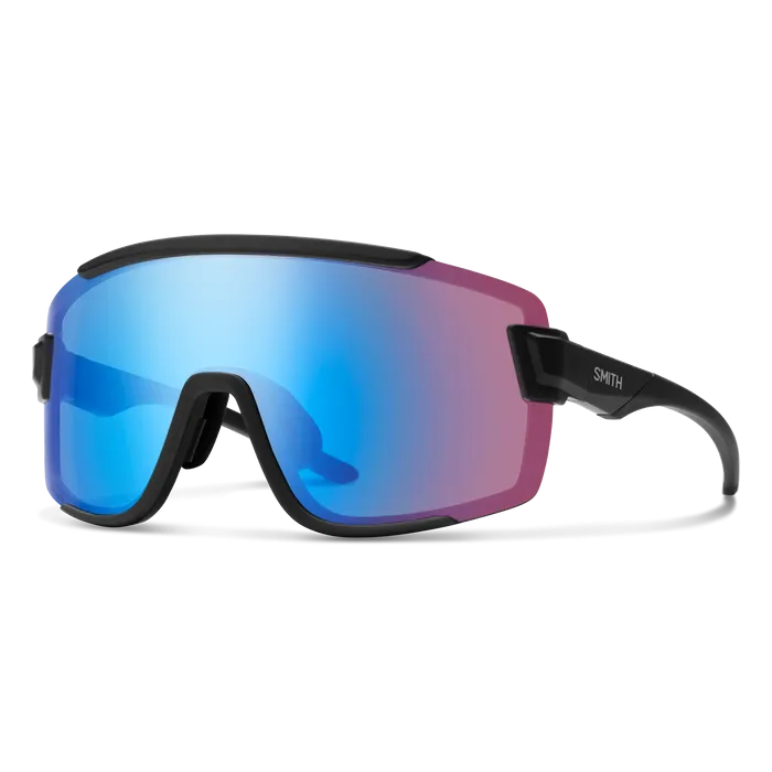 Smith Wildcat Sunglasses Matte Black || ChromaPop Low Light Rose Blue Mirror