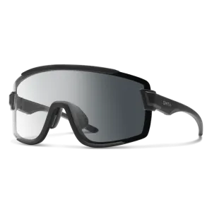 Smith Wildcat Sunglasses Matte Black || Photochromic Clear To Gray