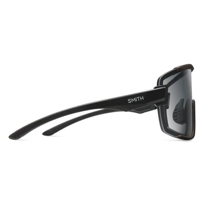 Smith Wildcat Sunglasses Matte Black || Photochromic Clear To Gray