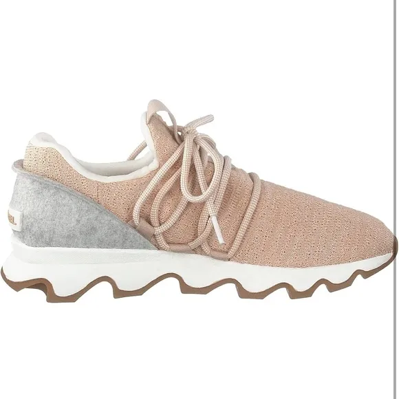 SOREL kinetic lace sneaker in pink/grey