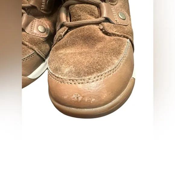 Sorel youth Whitney winter sneaker snow boot boy girl size one little kids