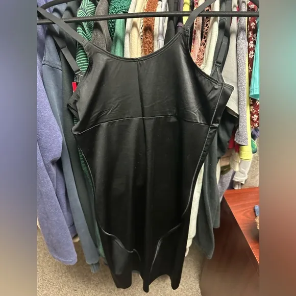 Spanx Invisible Open Bust Mid Thigh Bodysuit