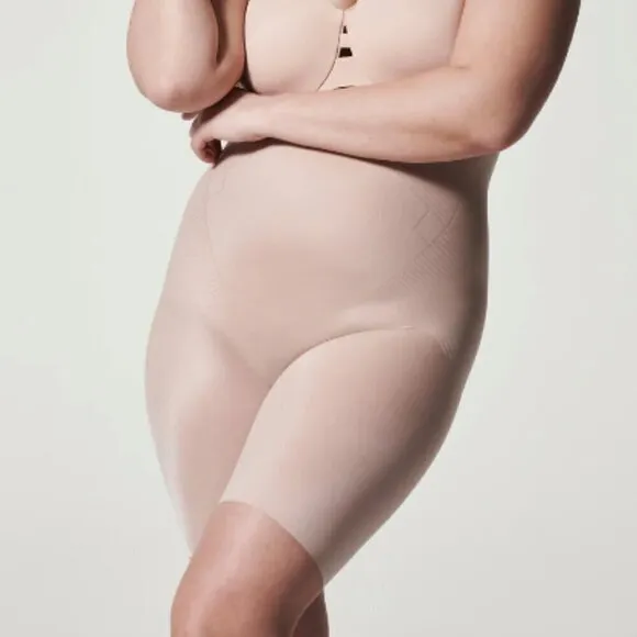SPANX Invisible Shaping High-Waisted Mid-Thigh Short BEIGE Size 3X NWT