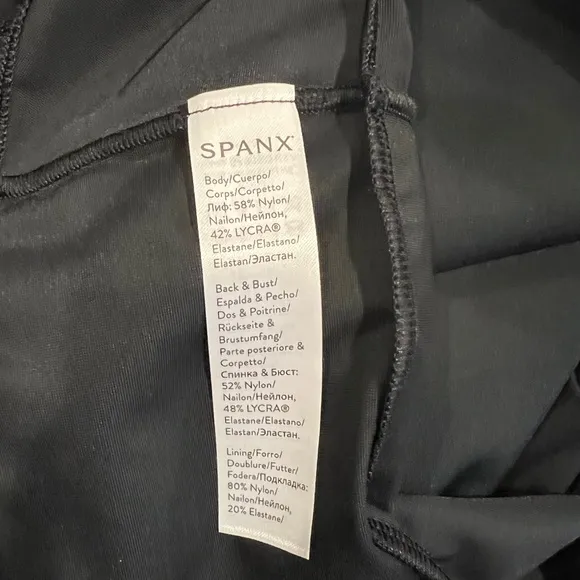 Spanx Open Bust Full Sculpting Slip in Very Black (S)