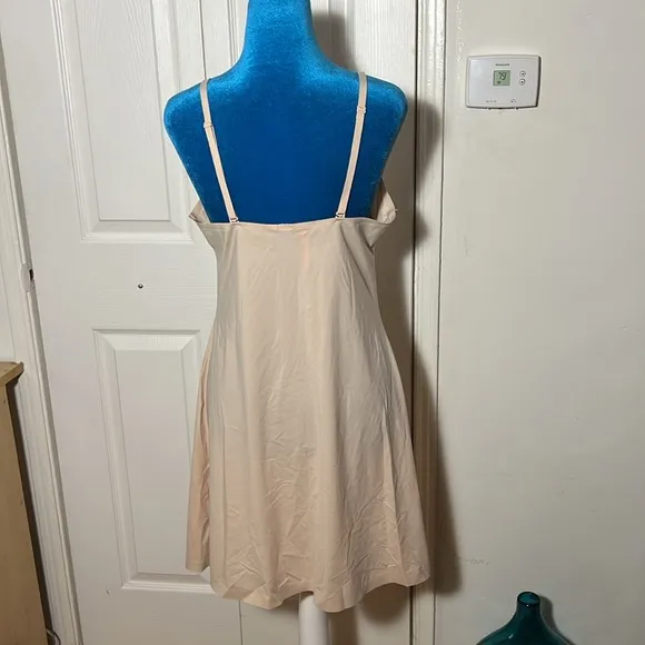 SPANX Slimming Slip Large