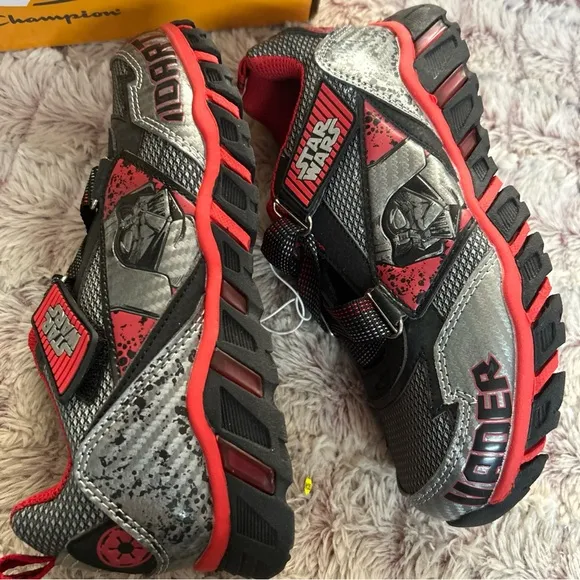 Star Wars Champion Boy GeoFoam Sneakers Size 3