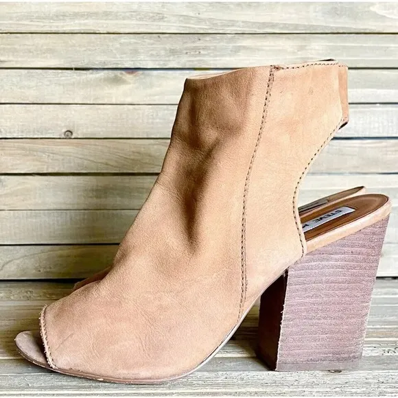 Steve Madden Camel Tan Suede‎ Tulisa Peep Toe Mules Boots Heels Size 7.5 M GUC