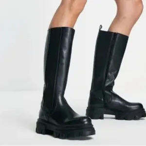 Steve Madden Esma Knee High Boots Sz 10 Black Leather Biker Grunge Retro Chunky
