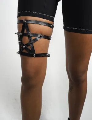 STUDDED STAR LEG HARNESS