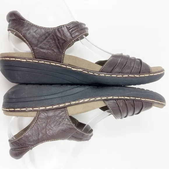 TAOS Escape Leather Sandals