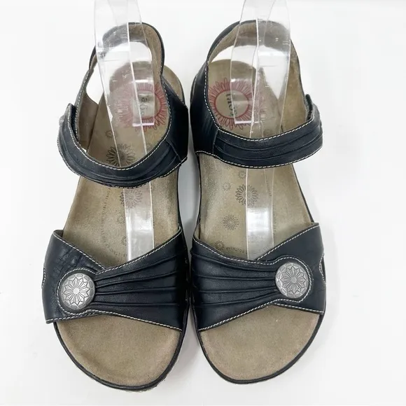 TAOS Escape Leather Sandals
