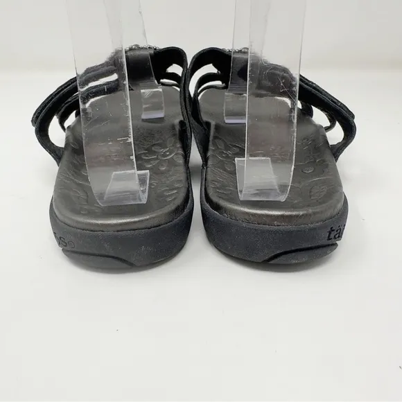 TAOS Surprize Leather Sandals