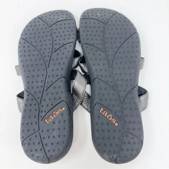 TAOS Surprize Leather Sandals