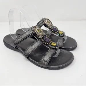 TAOS Surprize Leather Sandals
