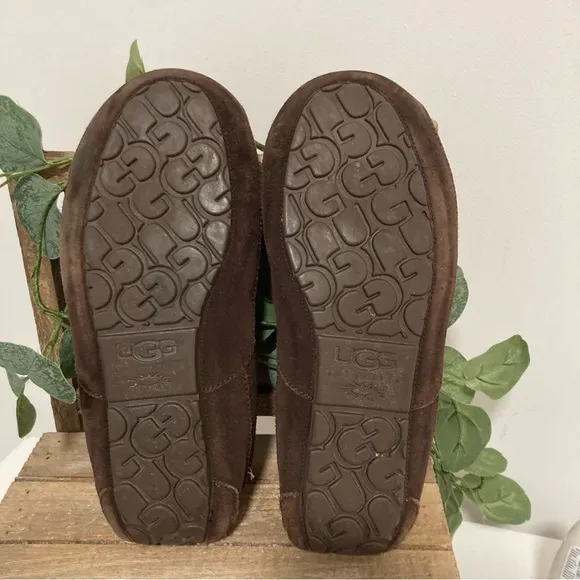 UGG Ascot Men's Brown Suede Slippers