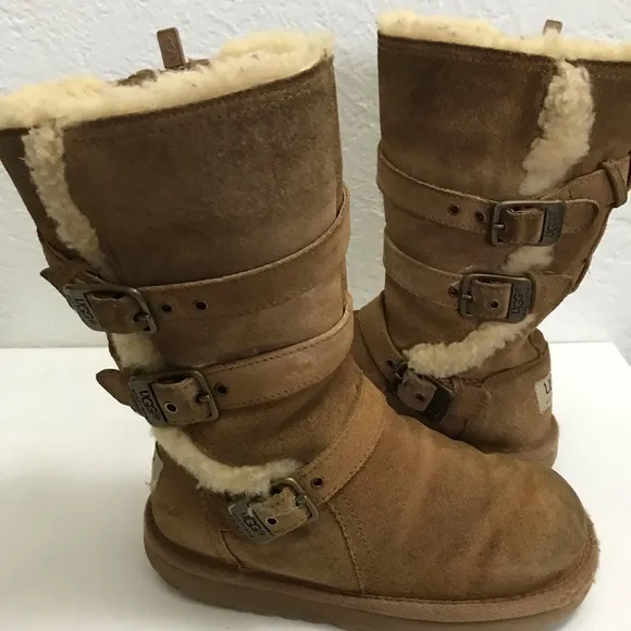 UGG Australia Kids Maddi II Boots  Size 13