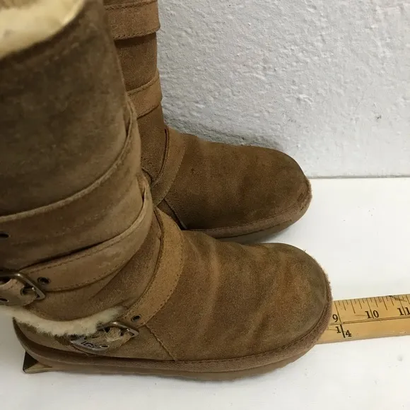 UGG Australia Kids Maddi II Boots  Size 13