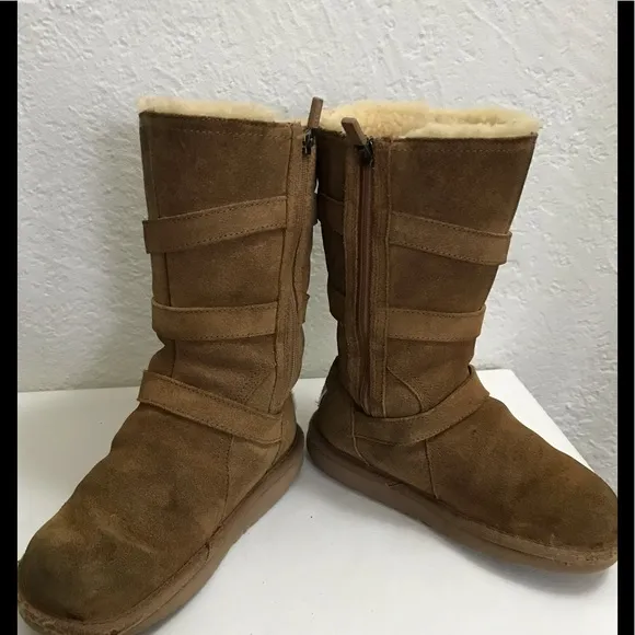 UGG Australia Kids Maddi II Boots  Size 13