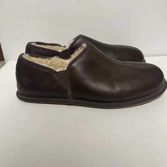 UGG Brown Leather Sheepskin Sherpa Lined Scuff Romeo Slippers Mens 14