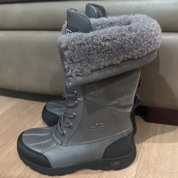 UGG BUTTE II TOGGLE TALL CWR BOOTS - kids 1