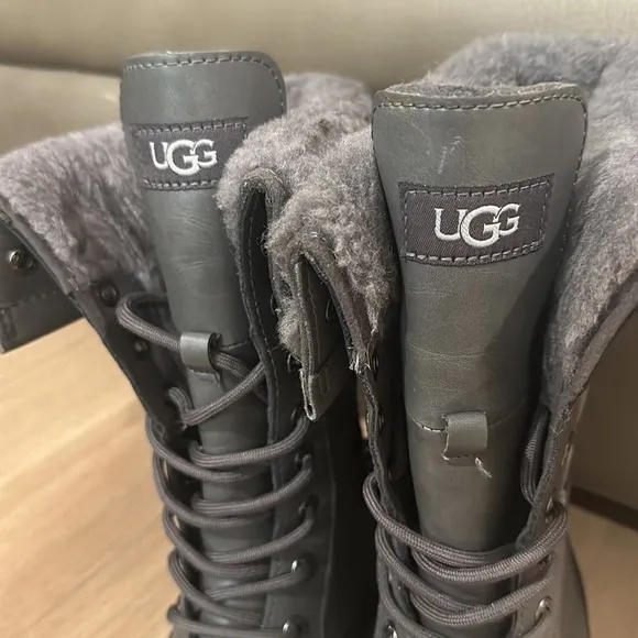 UGG BUTTE II TOGGLE TALL CWR BOOTS - kids 1