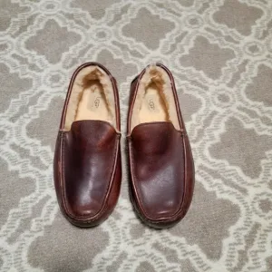UGG Men's Brown Leather Slippers