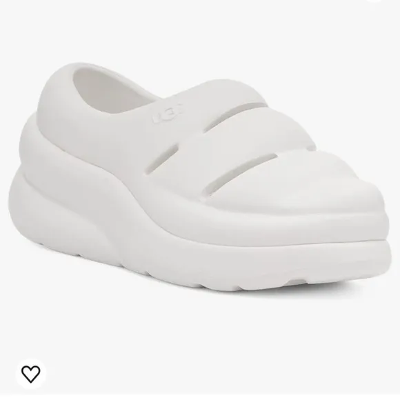 UGG SPORT YEAH CLOG White Sandal Chunky Platform Slip-On Style unisex Sz 2 kids.