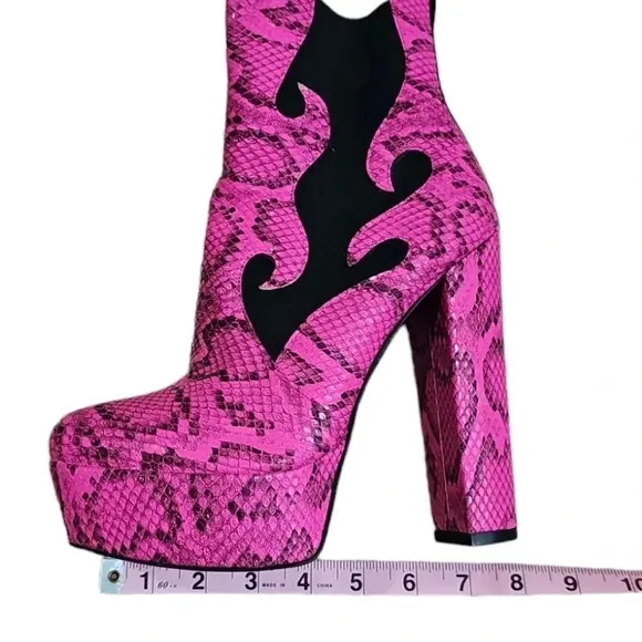 Unbranded Size 8.5 EURO 39 Hot Pink Snakeskin Chelsea Platform Grunge Y2K Boots