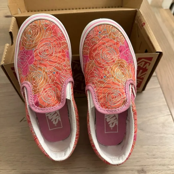 VANS Classic Slip-on sneakers