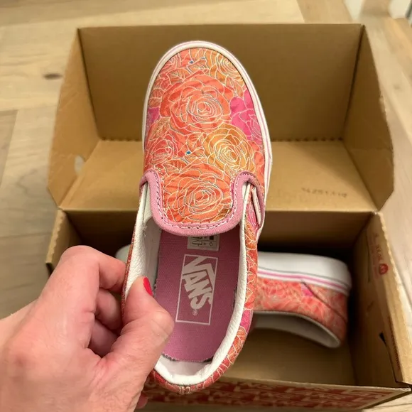 VANS Classic Slip-on sneakers