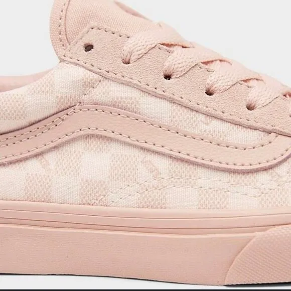 Vans Old Skool sneakers peach color; bog kids size 1.5 NEW