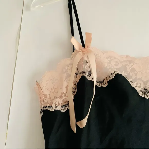 Victoria’s Secret Angels Vintage Satin Cami Slip black with pink lace trim