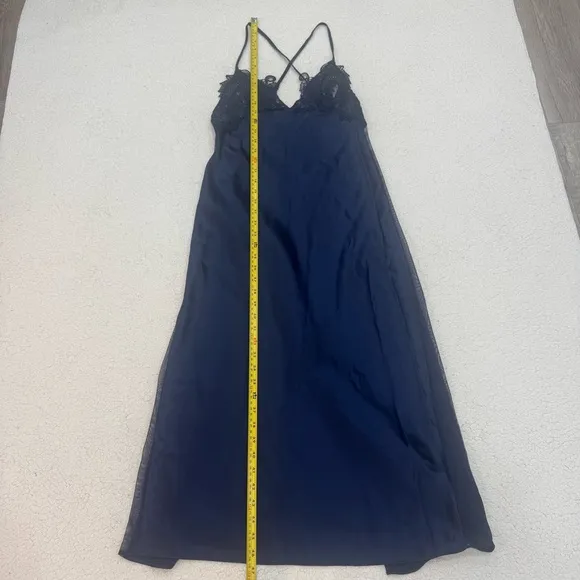 Victoria’s Secret Dragon Lace Satin Long Slip Dress Size Medium Navy