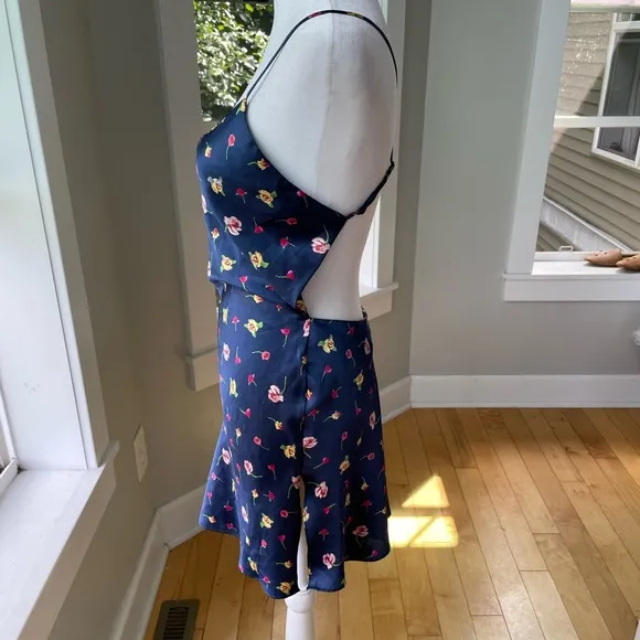 Victoria’s Secret Navy Floral Strappy Backless Slip Dress Size Small