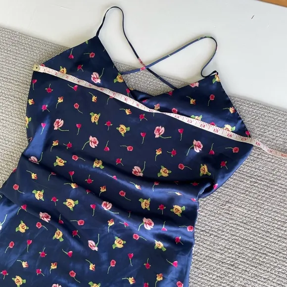 Victoria’s Secret Navy Floral Strappy Backless Slip Dress Size Small