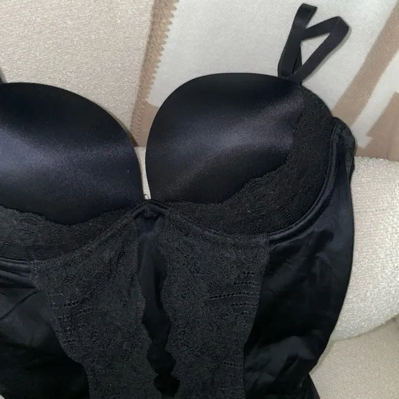 Victoria’s Secret Power Figure Convertible Shaping Slip 34B