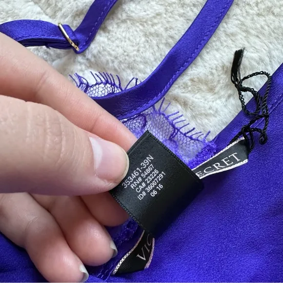 Victoria's Secret | Purple &quot;Play Nice&quot; Chantilly Lace Satin Slip | Size Medium