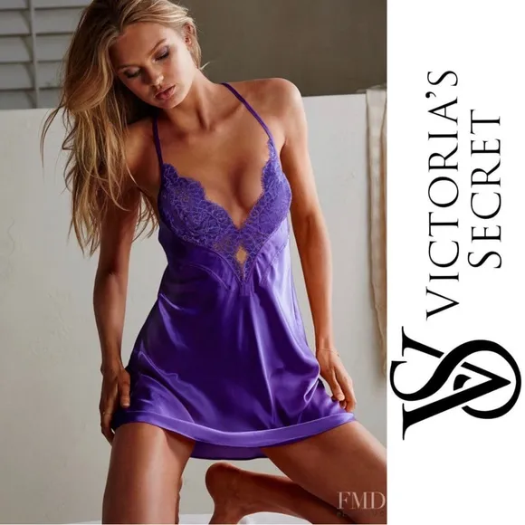 Victoria's Secret | Purple &quot;Play Nice&quot; Chantilly Lace Satin Slip | Size Medium