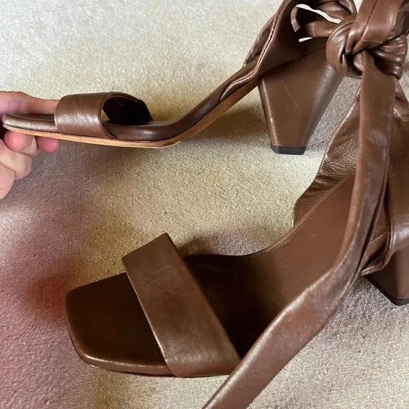 Vince Anais Brown Leather Ankle Tie Sandals Size 6.5 in Coffee
