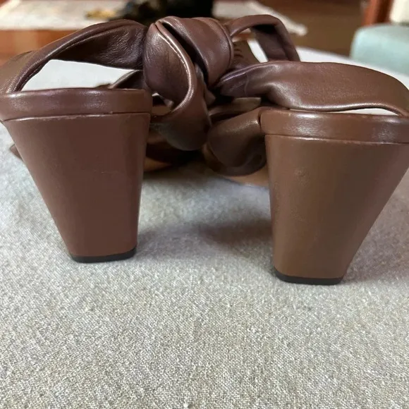 Vince Anais Brown Leather Ankle Tie Sandals Size 6.5 in Coffee